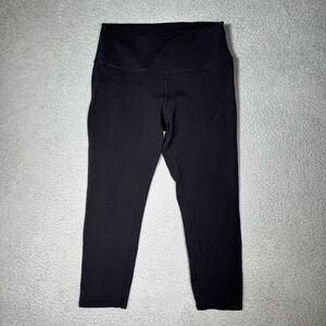 Alo Yoga Pants Womens Large Black Capri Leggings Yoga Gym Athletic